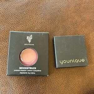 Eyeshadow and compact